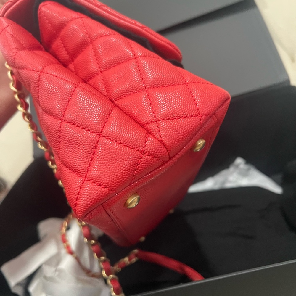 ❤️Coco Chanel Top handle Red Quilted Caviar Bag - Picture 5 of 16